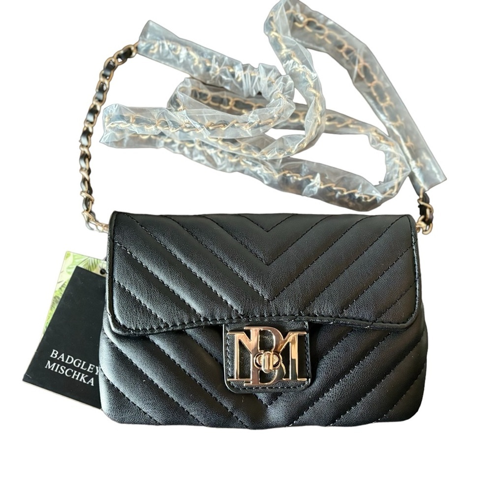 NWT- Badgley Mischka Quilted Black & Gold Crossbody Purse - Picture 1 of 7